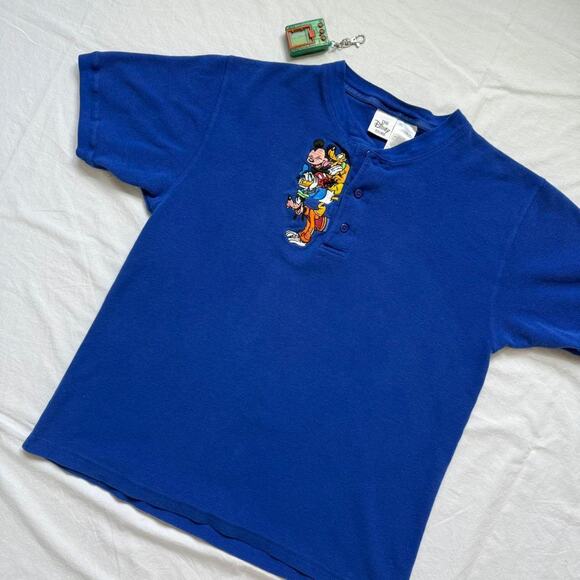 Vintage 90’s Disney Embroidered Henley T-Shirt- M - Picture 1 of 4